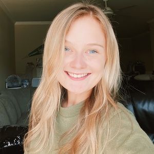 Meet your Posher, Kaylee